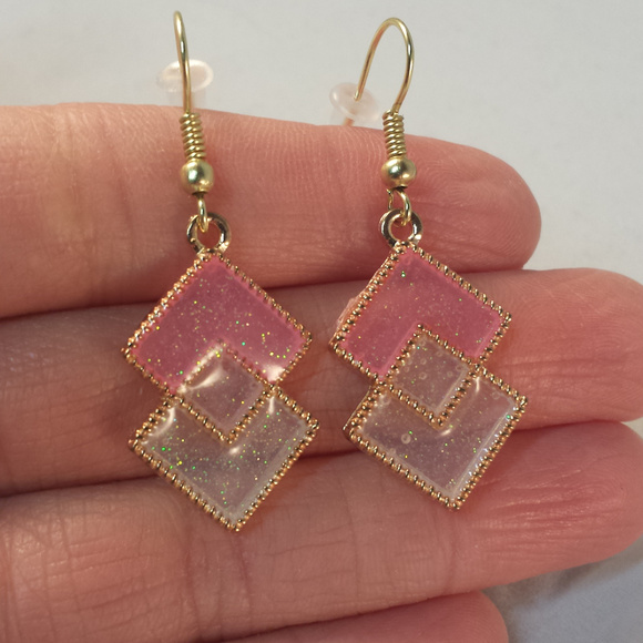New Gold Geometric Diamond Shape Mystic Pink White Diamond Drop Dangle Earrings - Picture 2 of 2